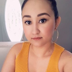 Meet your Posher, Isabel